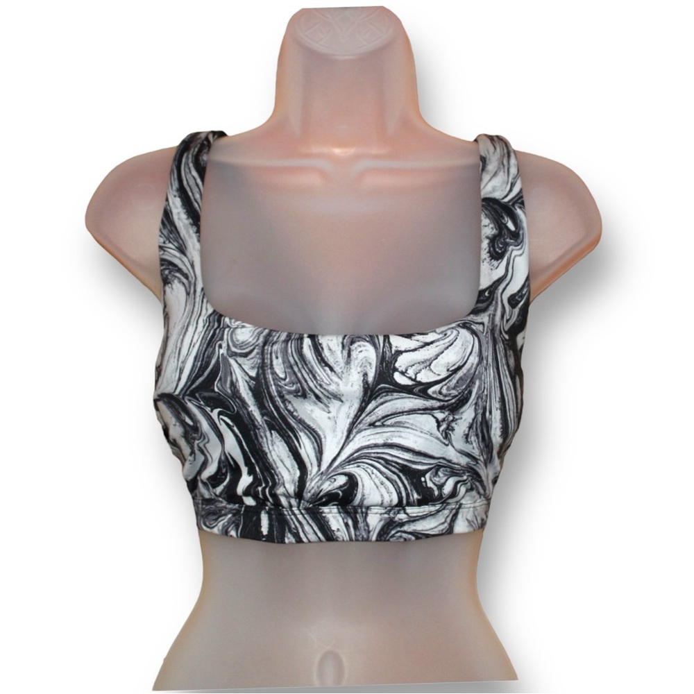 VS Sport size L strappy sports bra